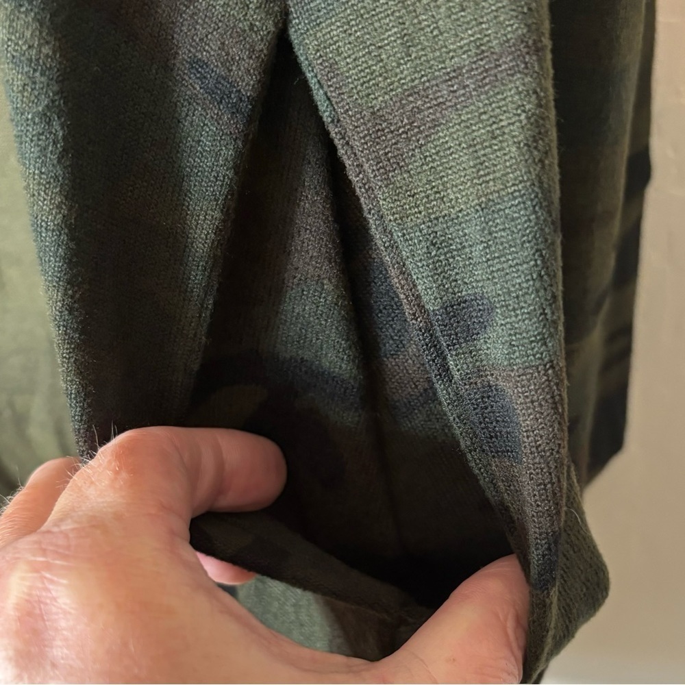 NWT Sactuary Camouflage Duster Black Green Pockets Open Sweatshirt Cardigan Sz L - Picture 2 of 5